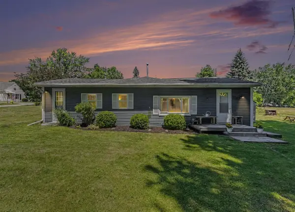 1261 Van Portfliet, Grand Rapids, MI 49534