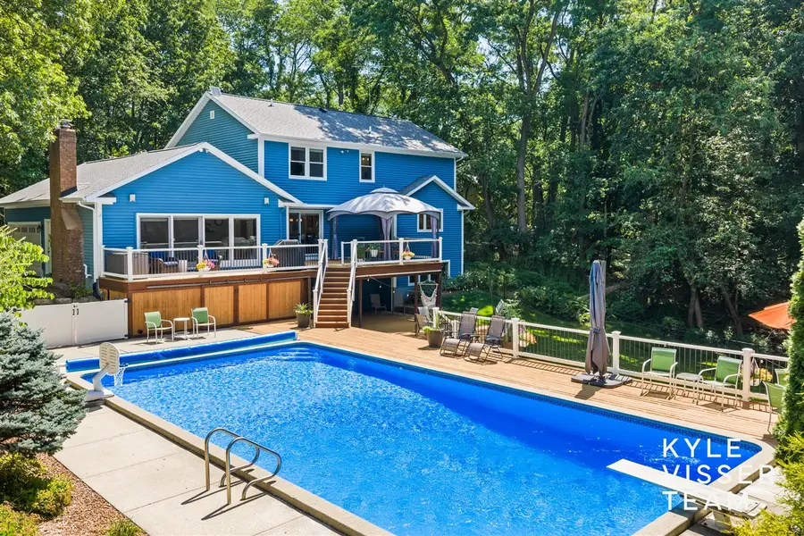 6728 Gleneagles, Grand Rapids, MI 49546 - #2
