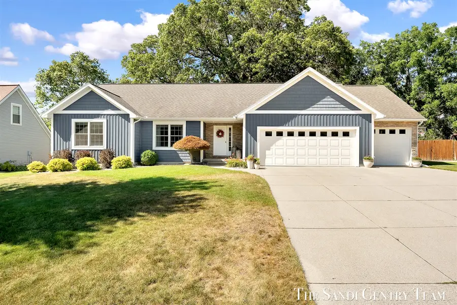15055 Oakland, Spring Lake, MI 49456 - #2