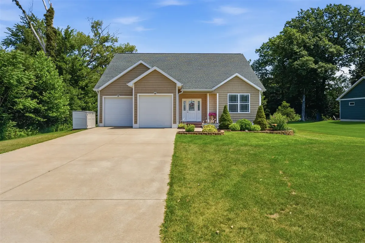 1155 Sonoma, Baroda, MI 49101 - #1