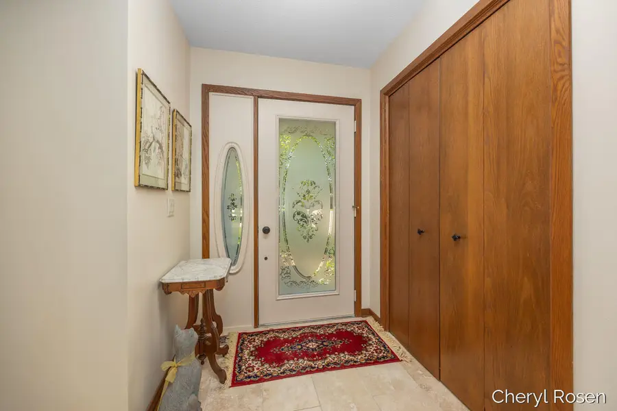 7036 Treetop #24, Rockford, MI 49341 - #3