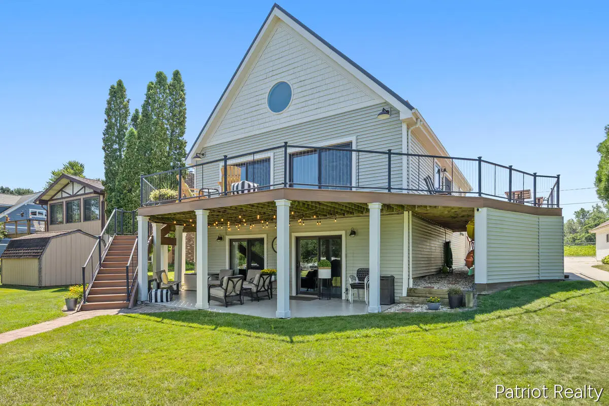 5683 E 92nd, Newaygo, MI 49337 - #1