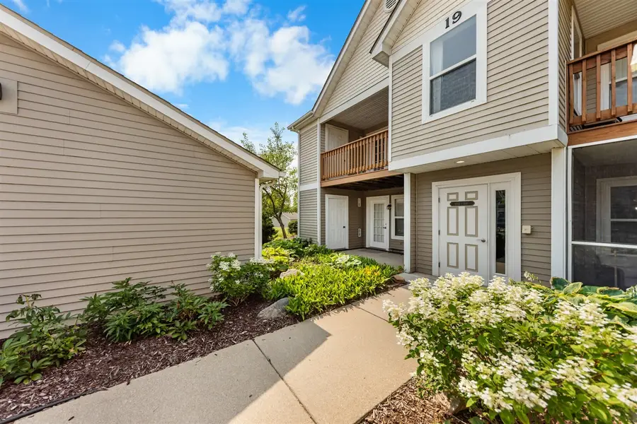 1527 Weatherstone, Pittsfield, MI 48108 - #2
