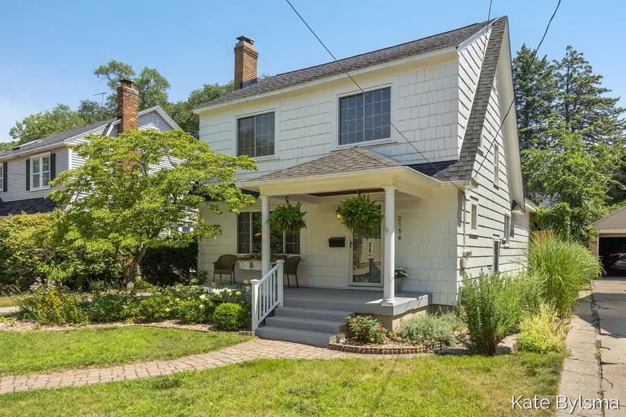 2134 Paris, Grand Rapids, MI 49507 - #2