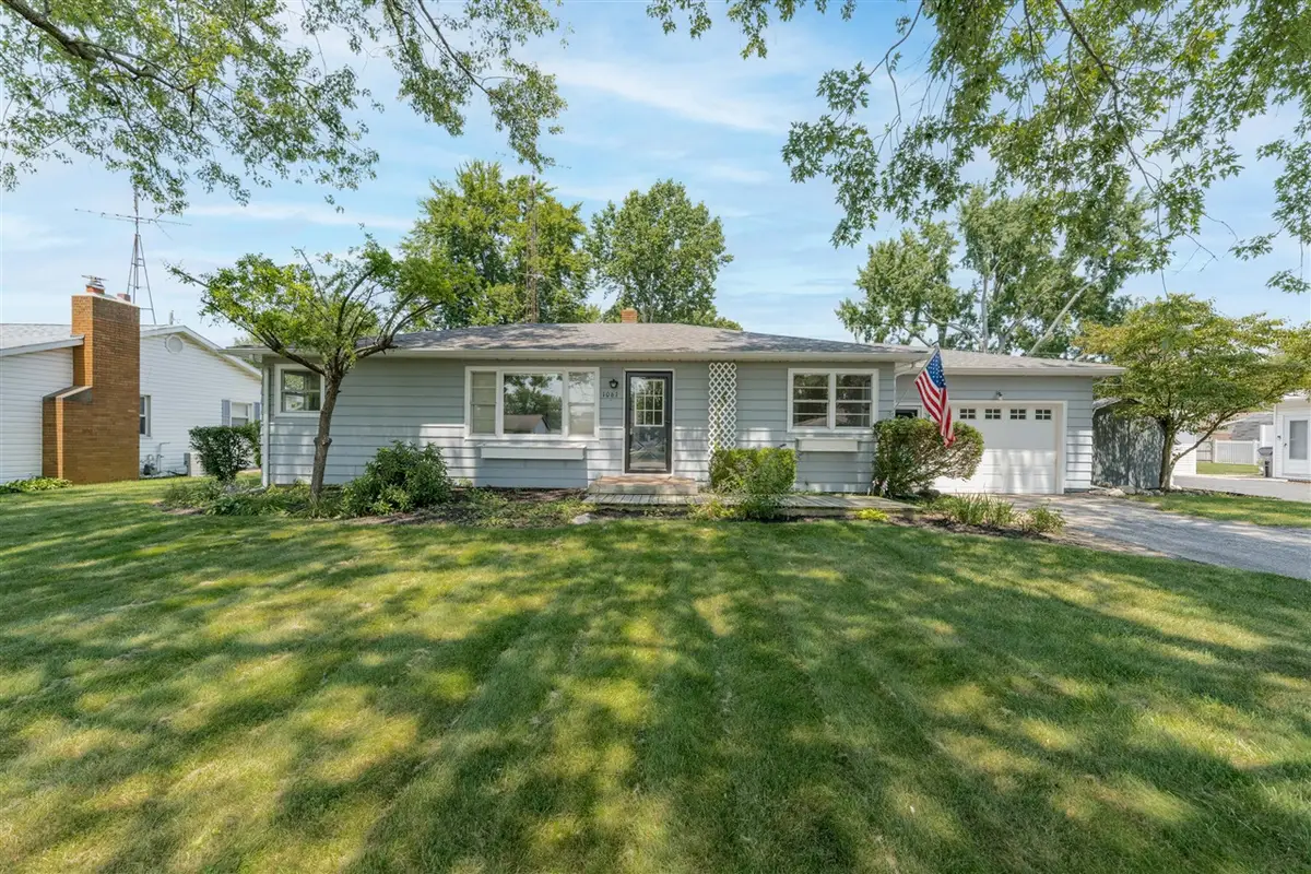 1061 Wedgewood, Saint Joseph, MI 49085 - #1