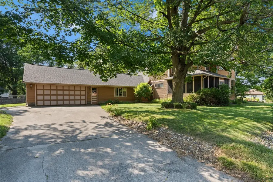 110 S East, Cassopolis, MI 49031 - #2