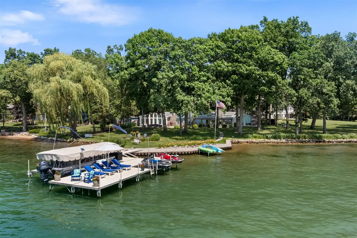 3052 Oakdale, Hickory Corners, MI 49060 - #1