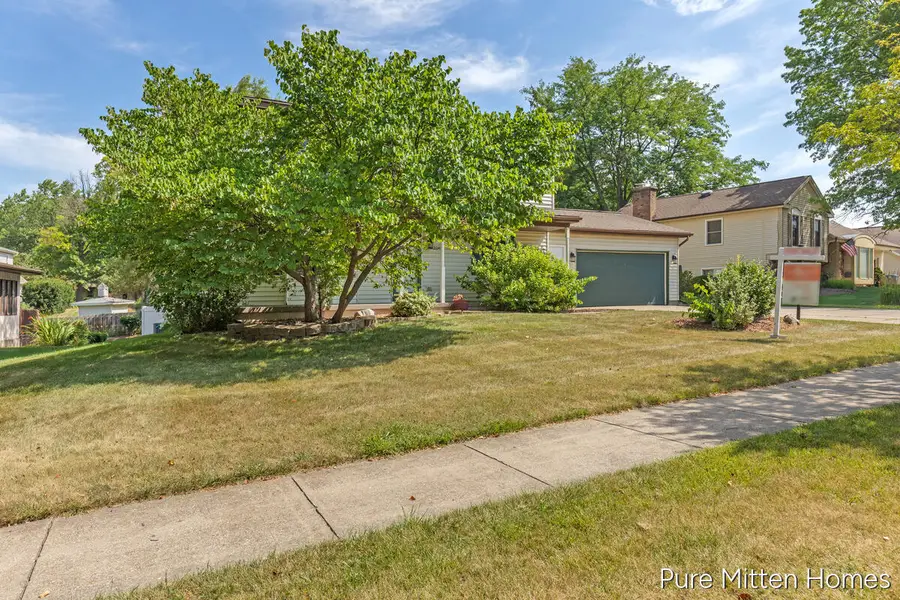 2047 Wolfboro, Grand Rapids, MI 49508 - #2