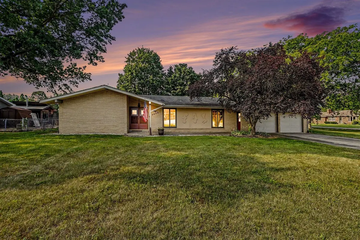 2436 Fountain, Stevensville, MI 49127 - #1