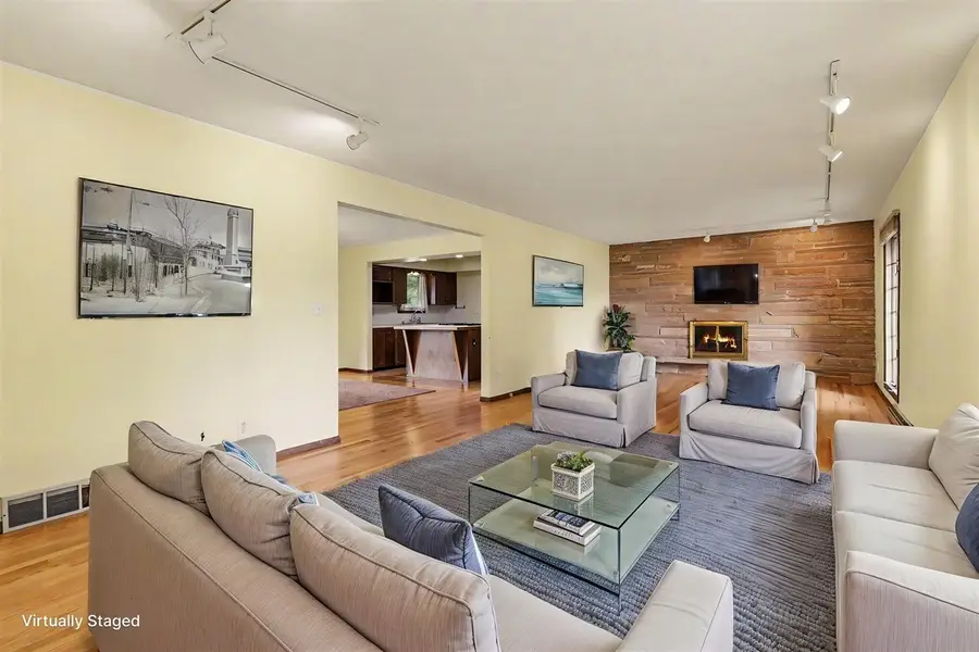 2436 Fountain, Stevensville, MI 49127 - #3