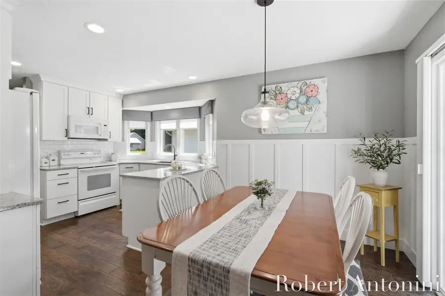 2516 Golfbury, Wyoming, MI 49519 - #3