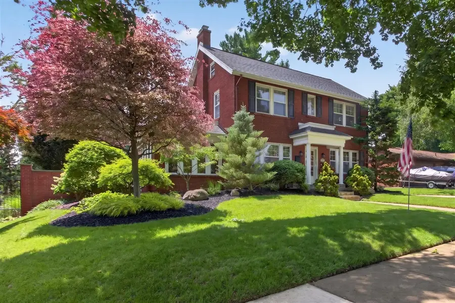 781 Bloomfield, Jackson, MI 49203 - #2