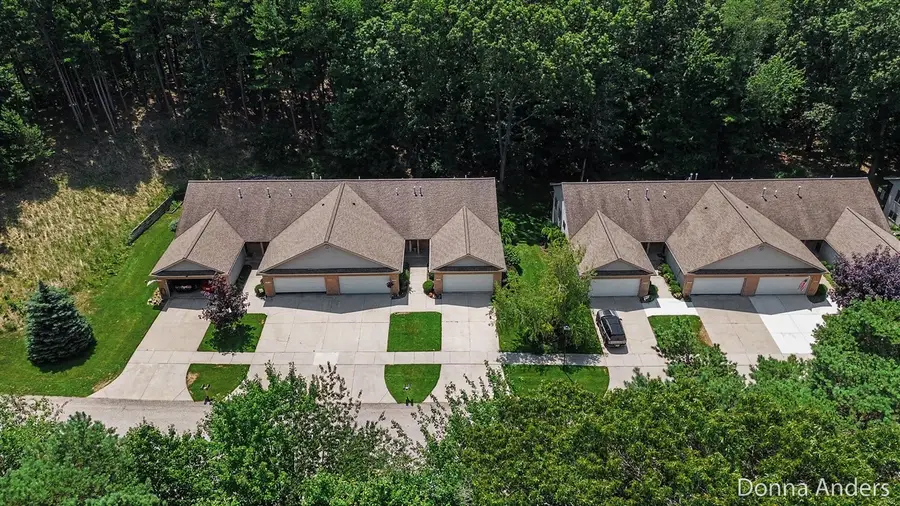 17517 Park Place, Spring Lake, MI 49456 - #3