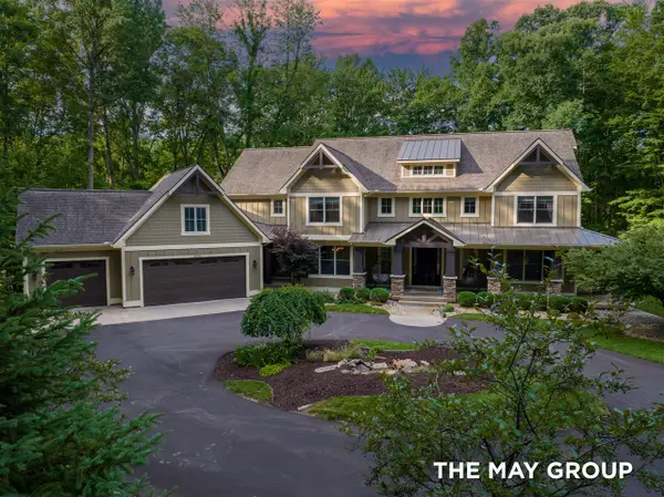 5354 Pinnacle Point, Ada, MI 49301