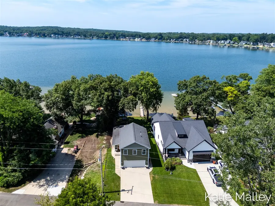 7353 Davies, Rockford, MI 49341 - #3