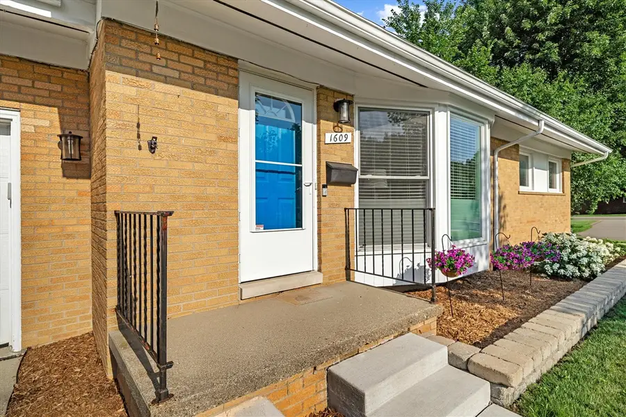 1609 Glastonbury, Ann Arbor, MI 48103 - #2
