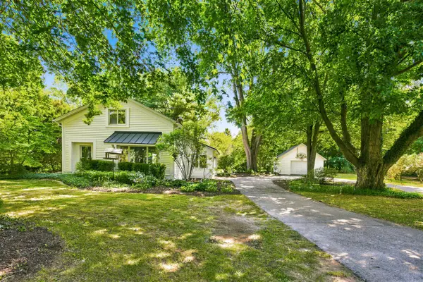 2313 68th, Fennville, MI 49408