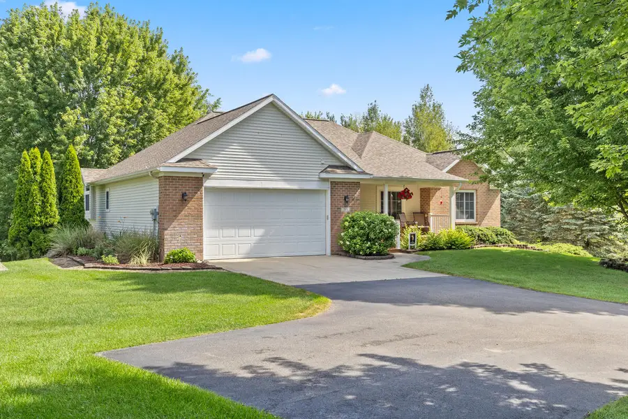 711 Cedar Pines, Sparta, MI 49345 - #2