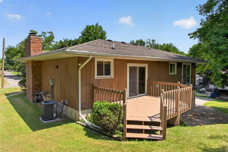 403 Hill, Jackson, MI 49202 - #2