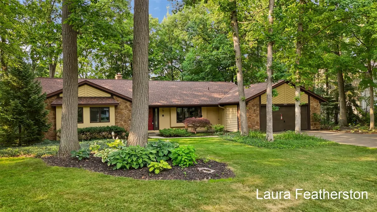 2091 Northridge, Grand Rapids, MI 49525 - #1