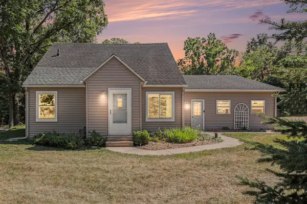 4094 Knapp, Grand Rapids, MI 49525