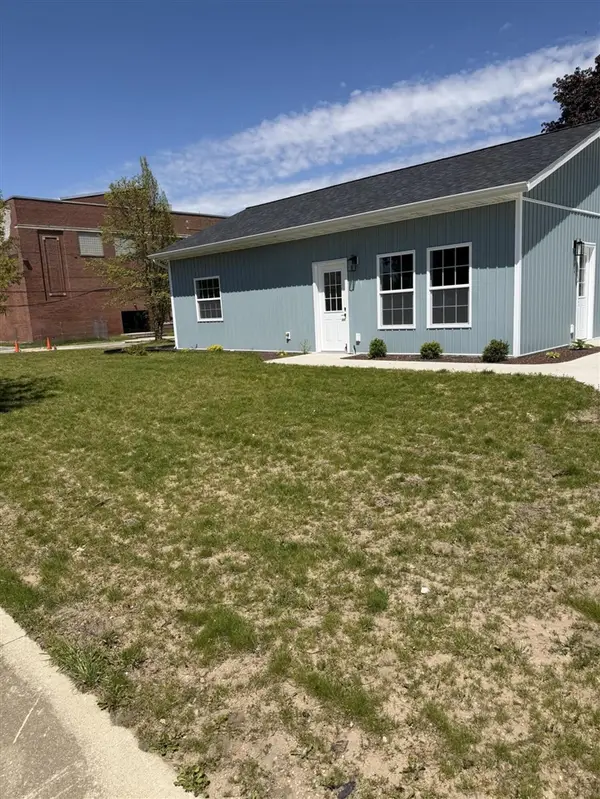 303 Middle, Three Rivers, MI 49093
