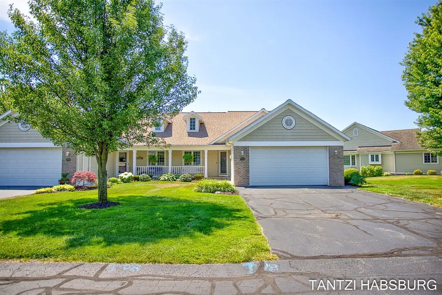 8930 N Clearwater #104, Zeeland, MI 49464 - #2