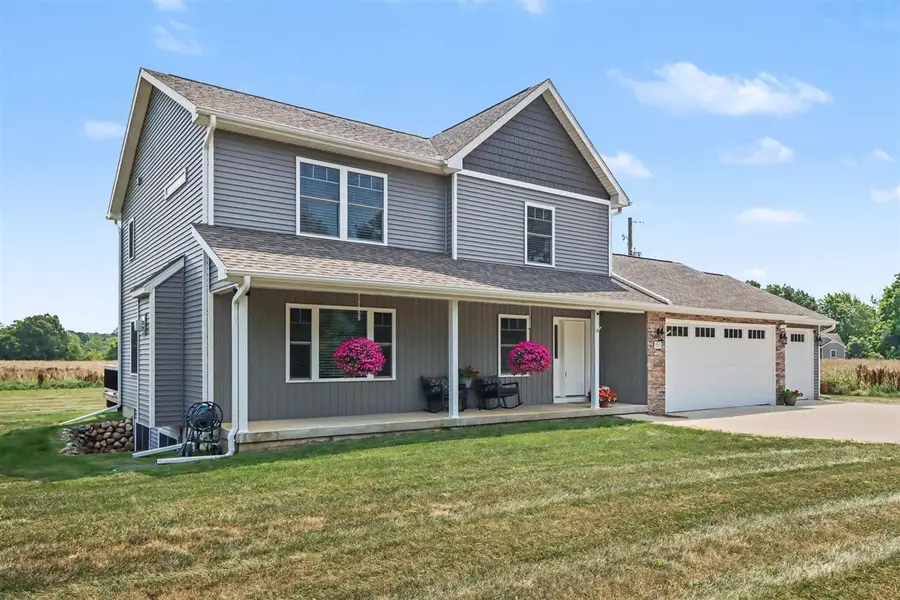 10141 S 33rd, Vicksburg, MI 49097 - #2