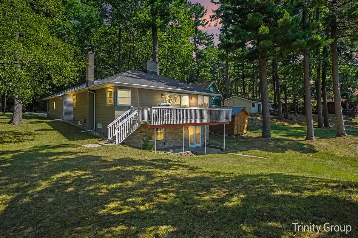 6712 E Carrigan, Newaygo, MI 49337 - #1