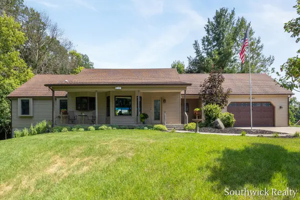 2484 Shadow Lake, Grand Rapids, MI 49505