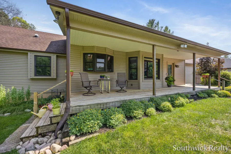 2484 Shadow Lake, Grand Rapids, MI 49505 - #2