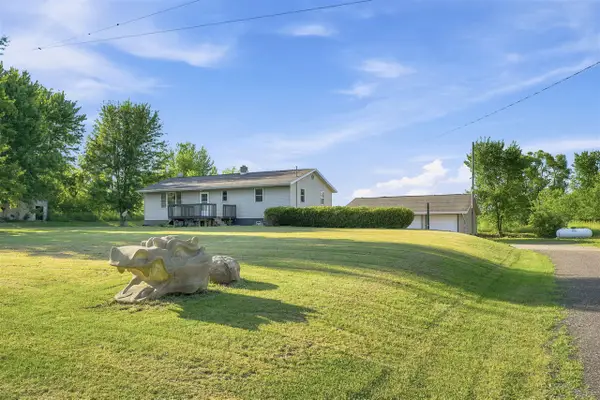 617 137th, Wayland, MI 49348
