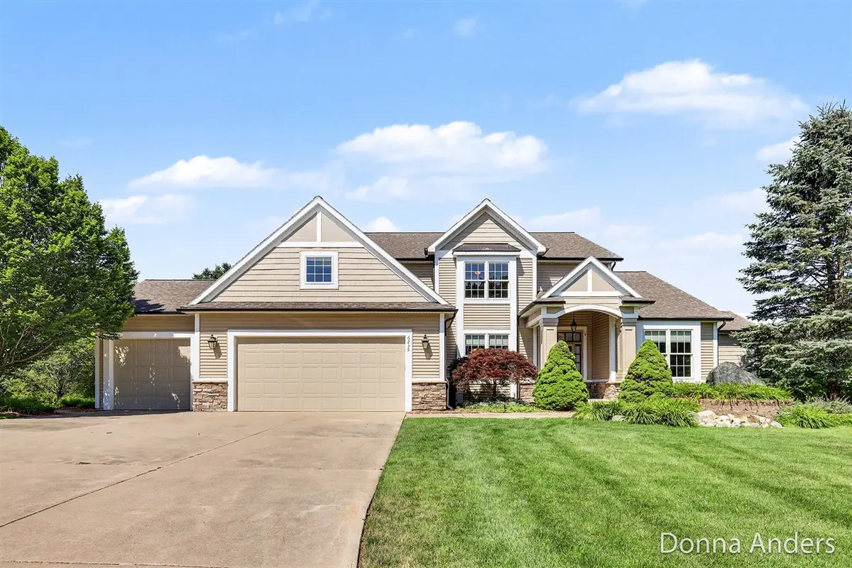 6239 Boulder Ridge, Belmont, MI 49306 - #1