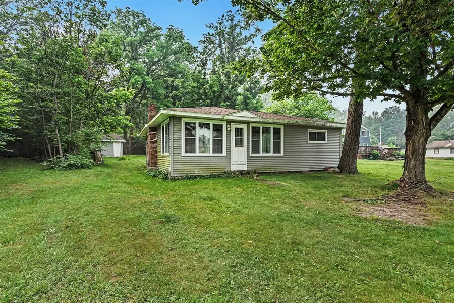 45296 15th, Bloomingdale, MI 49026 - #2