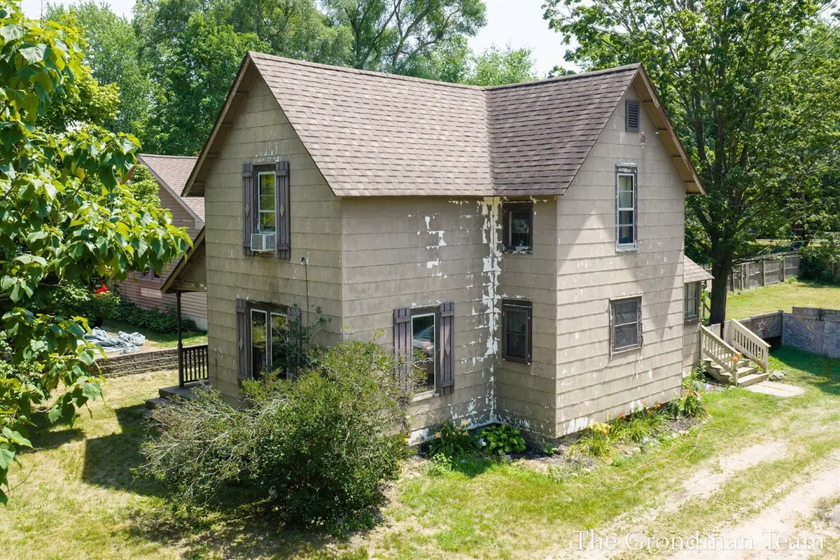 541 W Elm, Wayland, MI 49348 - #1