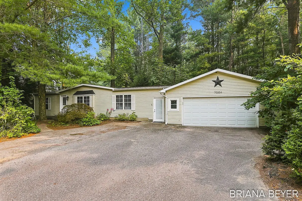 70354 16th, South Haven, MI 49090 - #1