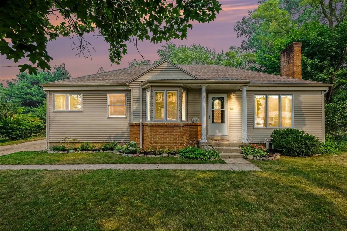 3924 Miramar, Grand Rapids, MI 49525 - #1