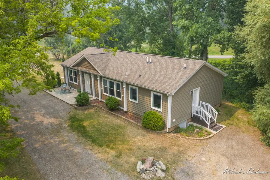 9686 10 Mile, Rockford, MI 49341 - #3