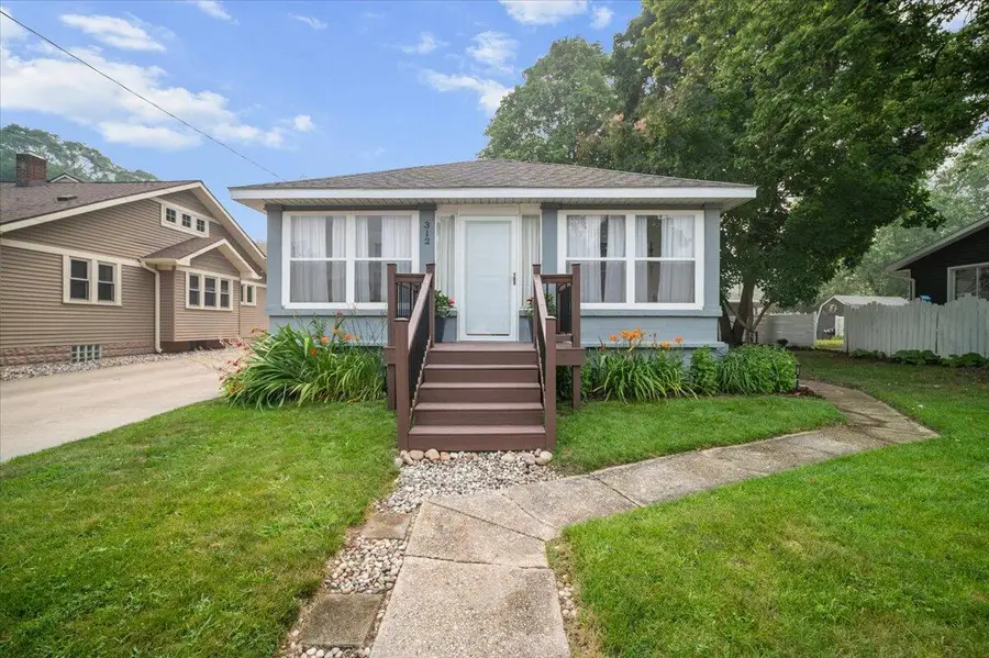 312 Sigsbee, Rockford, MI 49341 - #3