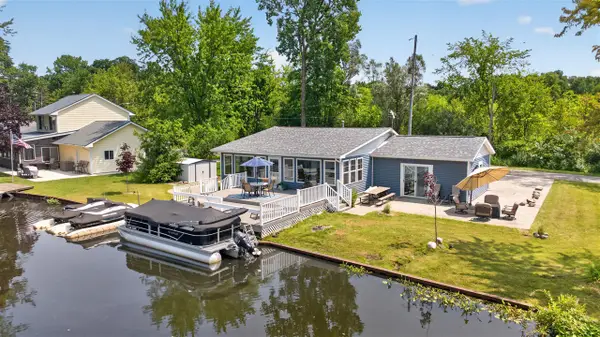 512 Cedar, Brooklyn, MI 49230
