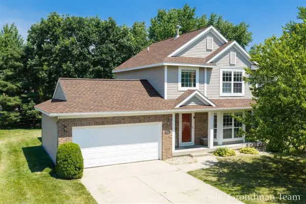 3967 E Deblaay, Kentwood, MI 49512