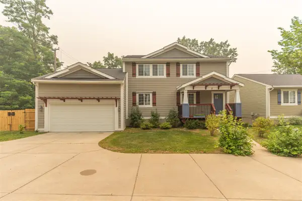 2 Maple Village, Ann Arbor, MI 48103