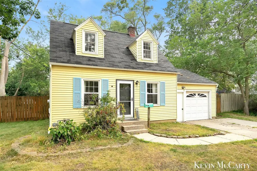 1713 Boston, Grand Rapids, MI 49506 - #2