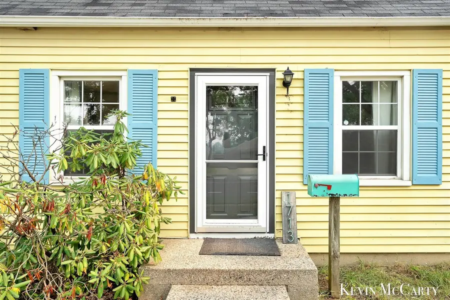 1713 Boston, Grand Rapids, MI 49506 - #3