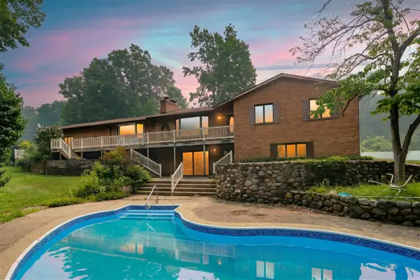 2651 S 4th, Kalamazoo, MI 49009