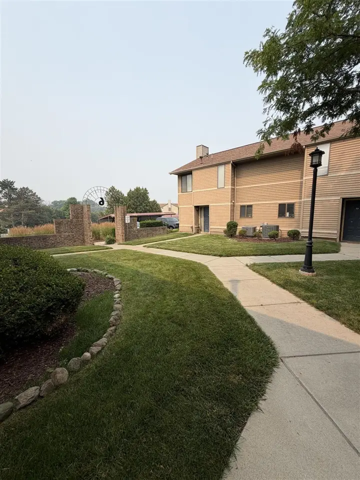 325 Briarcrest, Ann Arbor, MI 48104 - #1