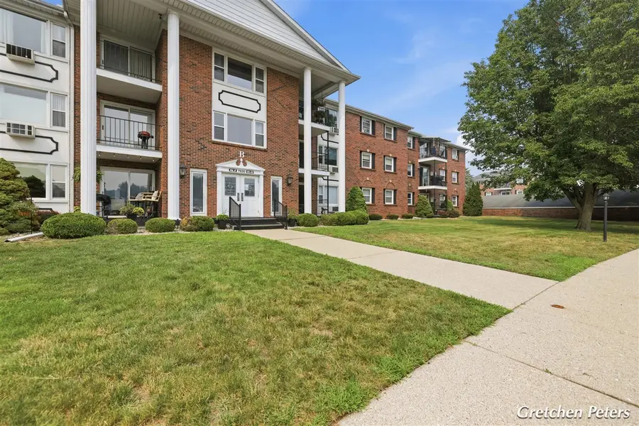 7530 Boulder Bluff #47, Jenison, MI 49428 - #2