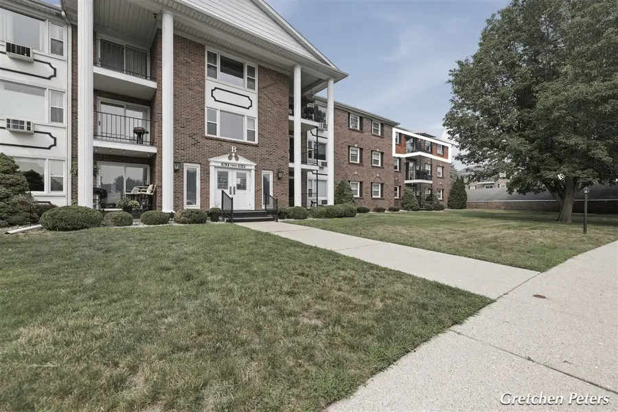 7530 Boulder Bluff #47, Jenison, MI 49428 - #3