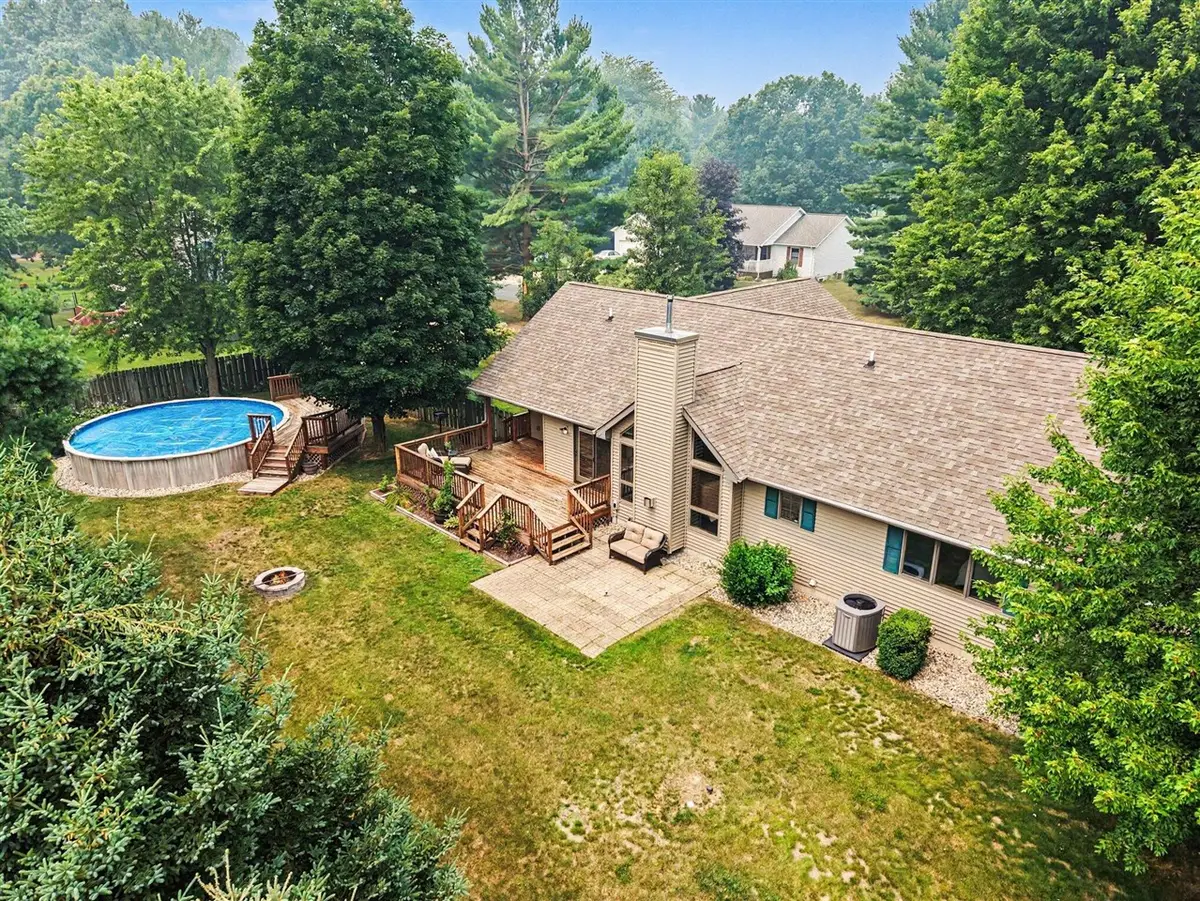 68340 Riverview, South Haven, MI 49090 - #1