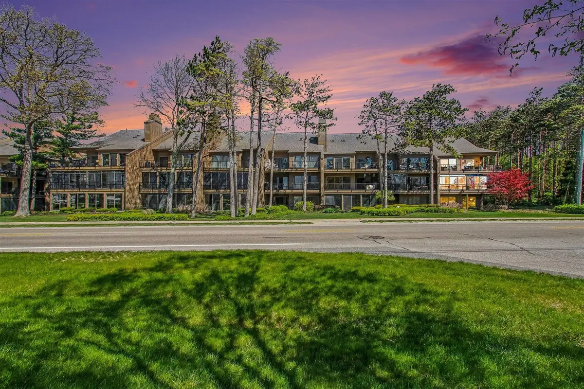 1745 Ottawa Beach, Park, MI 49424 - #1